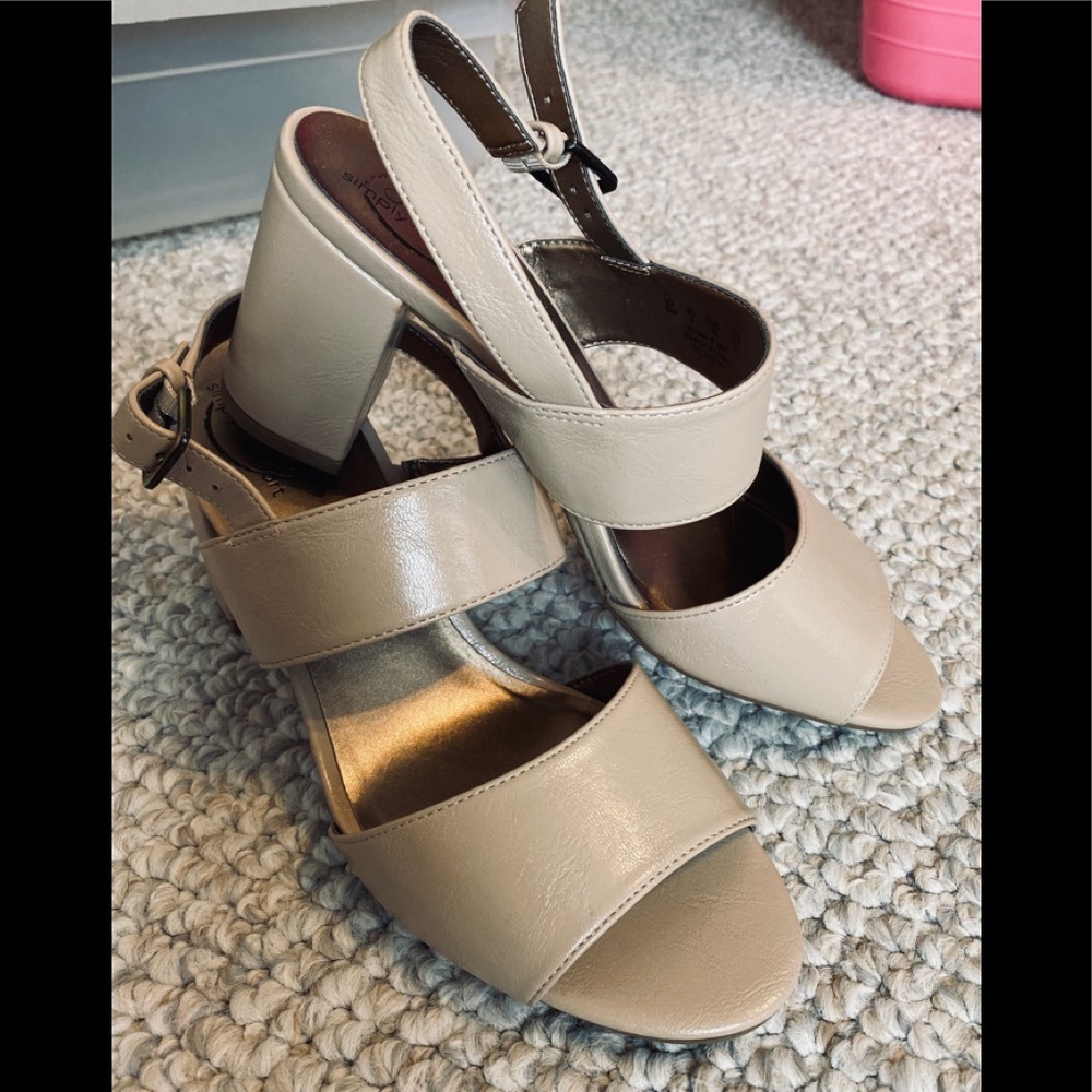 Life Stride chunky heel shoes NWOB